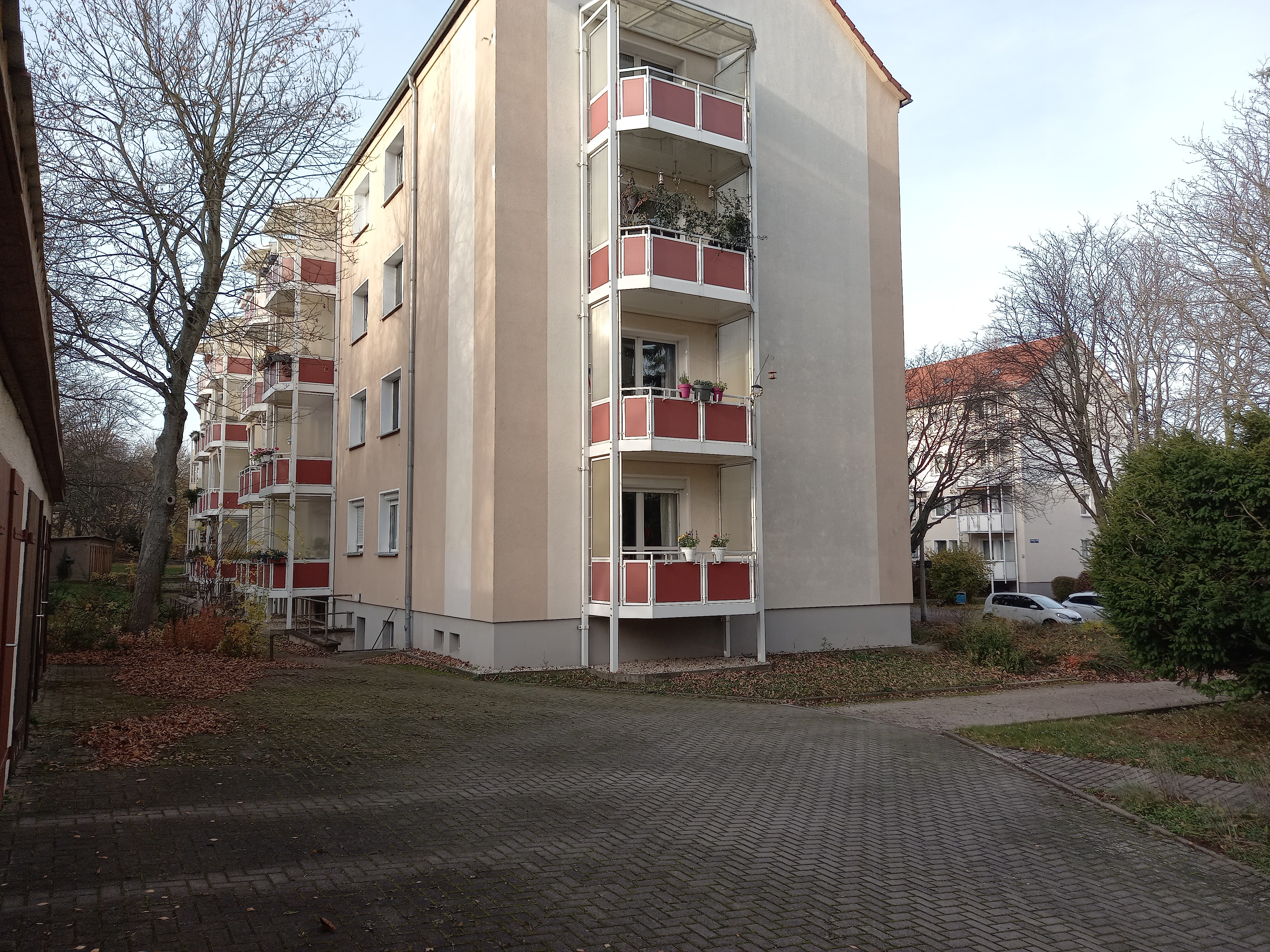 Foto - Gesamtansicht Wohnhaus Giebelseite