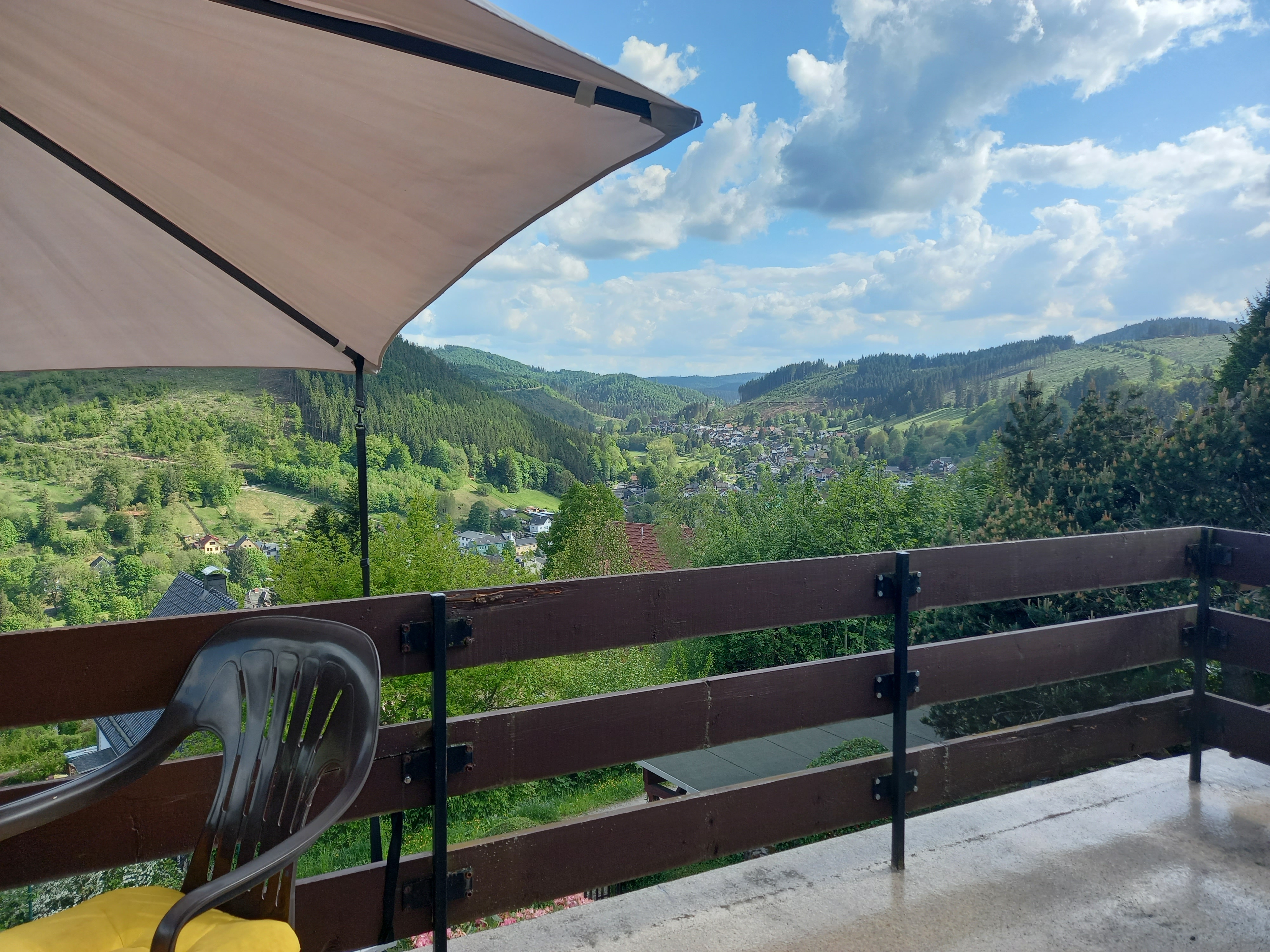 Foto - Terrasse mit Aussicht nach Manebach