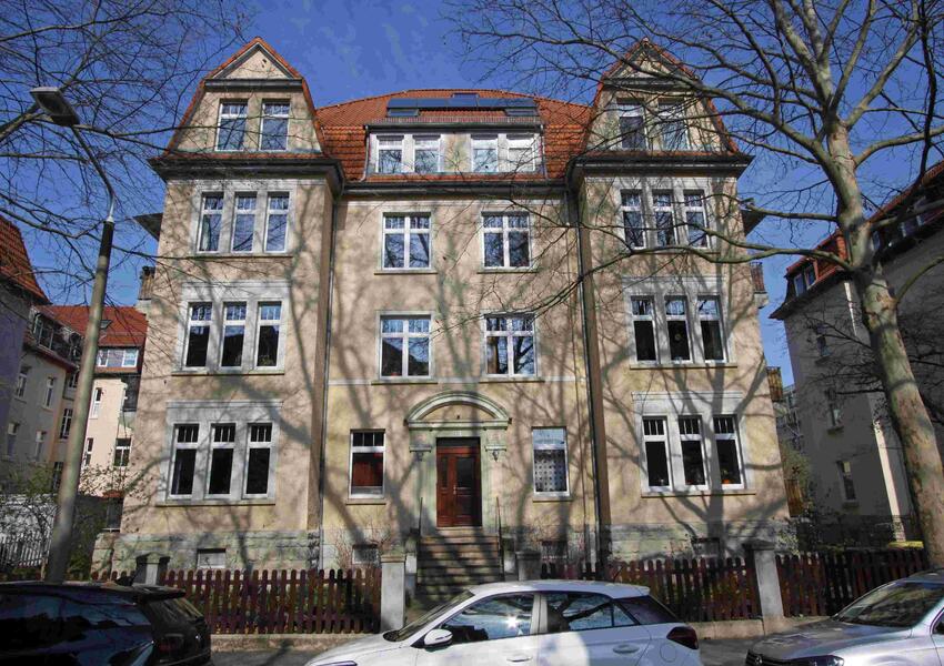 Verkauft - Dachgeschosswohnung, 99096 Erfurt Süd, ca. 109 m², 4 Zimmer